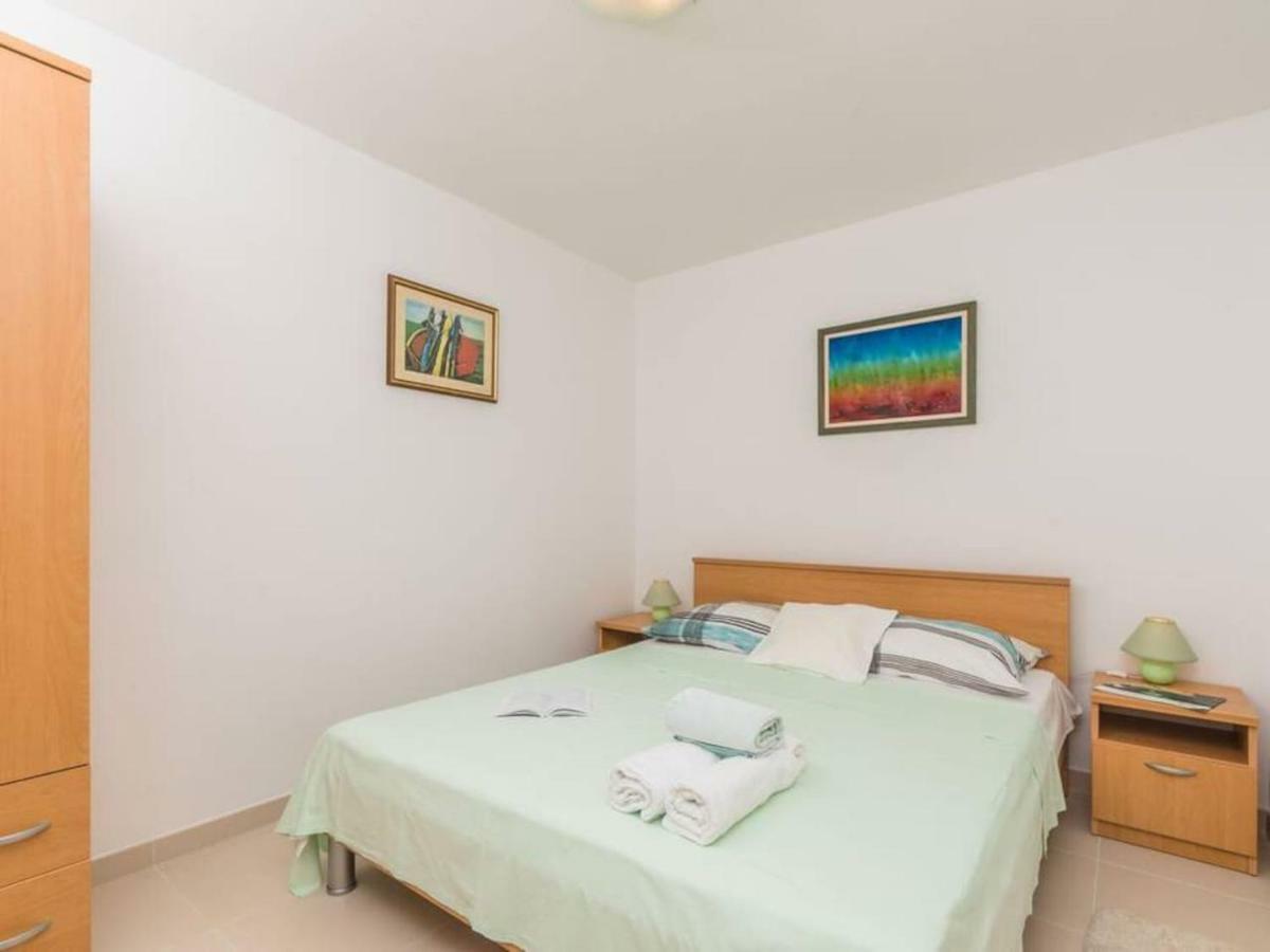 Apartment F-4 Klimno Zewnętrze zdjęcie