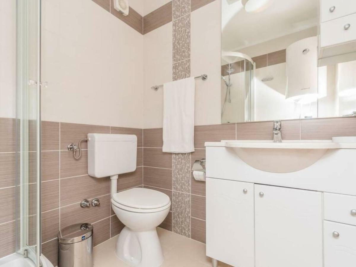 Apartment F-4 Klimno Zewnętrze zdjęcie